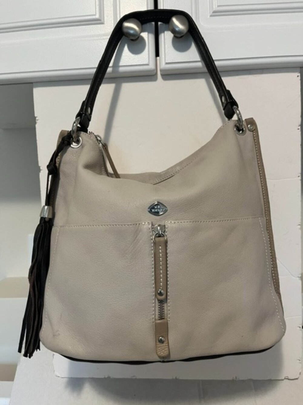 The Trend leather hobo bag.